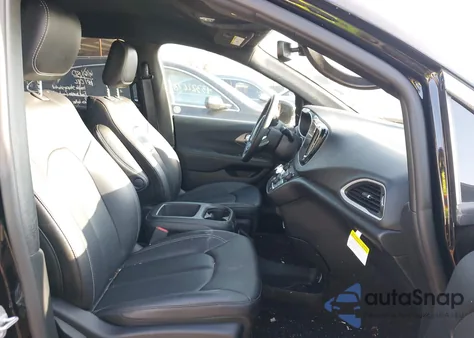 2025 Chrysler Pacifica Select из США, поврежденный, VIN 2C4RC1BG2SR551165